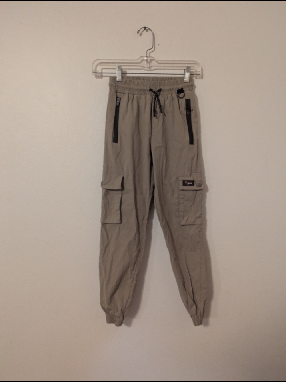 Light Taupe Cargo Joggers with Zipper Pockets